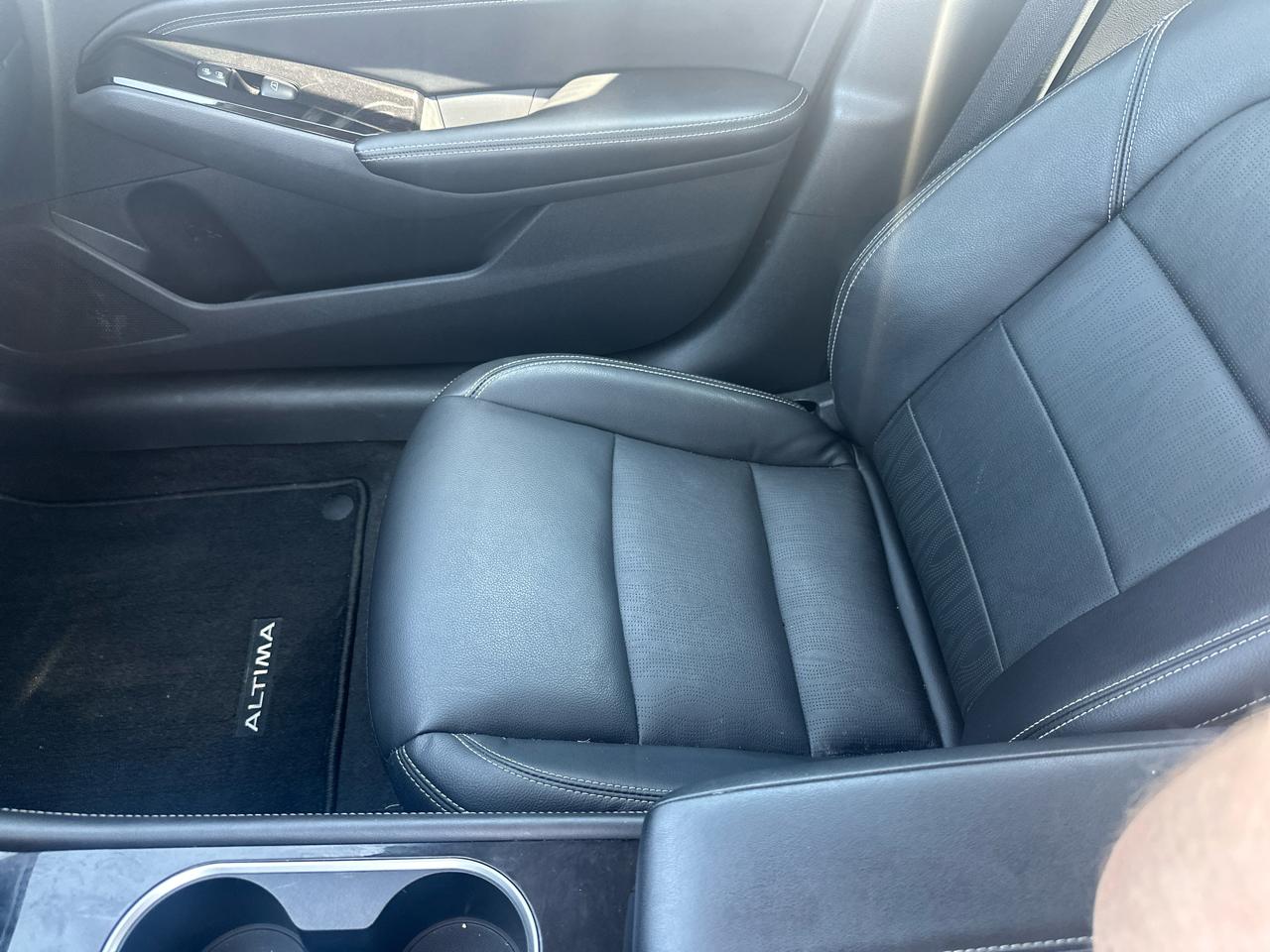 Nissan Altima 2.5 Platinum AWD Sedan 2022