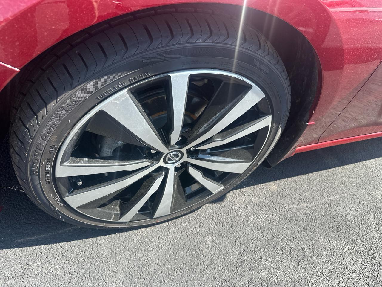 Nissan Altima 2.5 Platinum AWD Sedan 2022