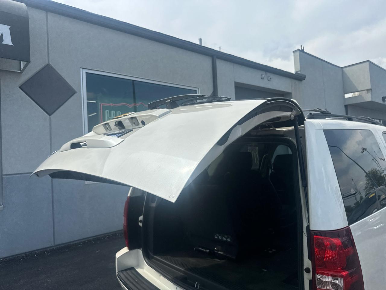 Chevrolet Tahoe 4WD 4dr 1500 LTZ 2013