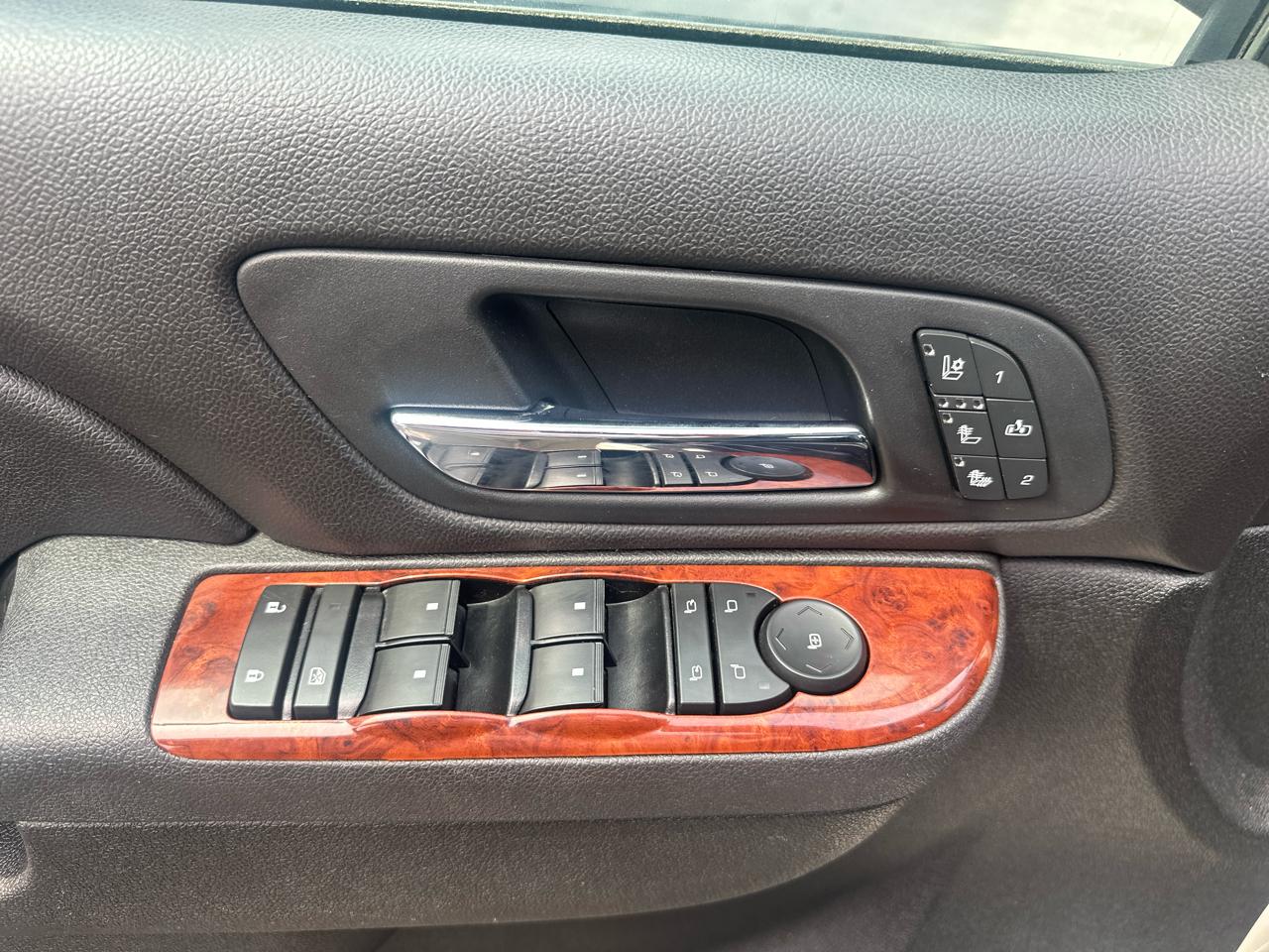 Chevrolet Tahoe 4WD 4dr 1500 LTZ 2013
