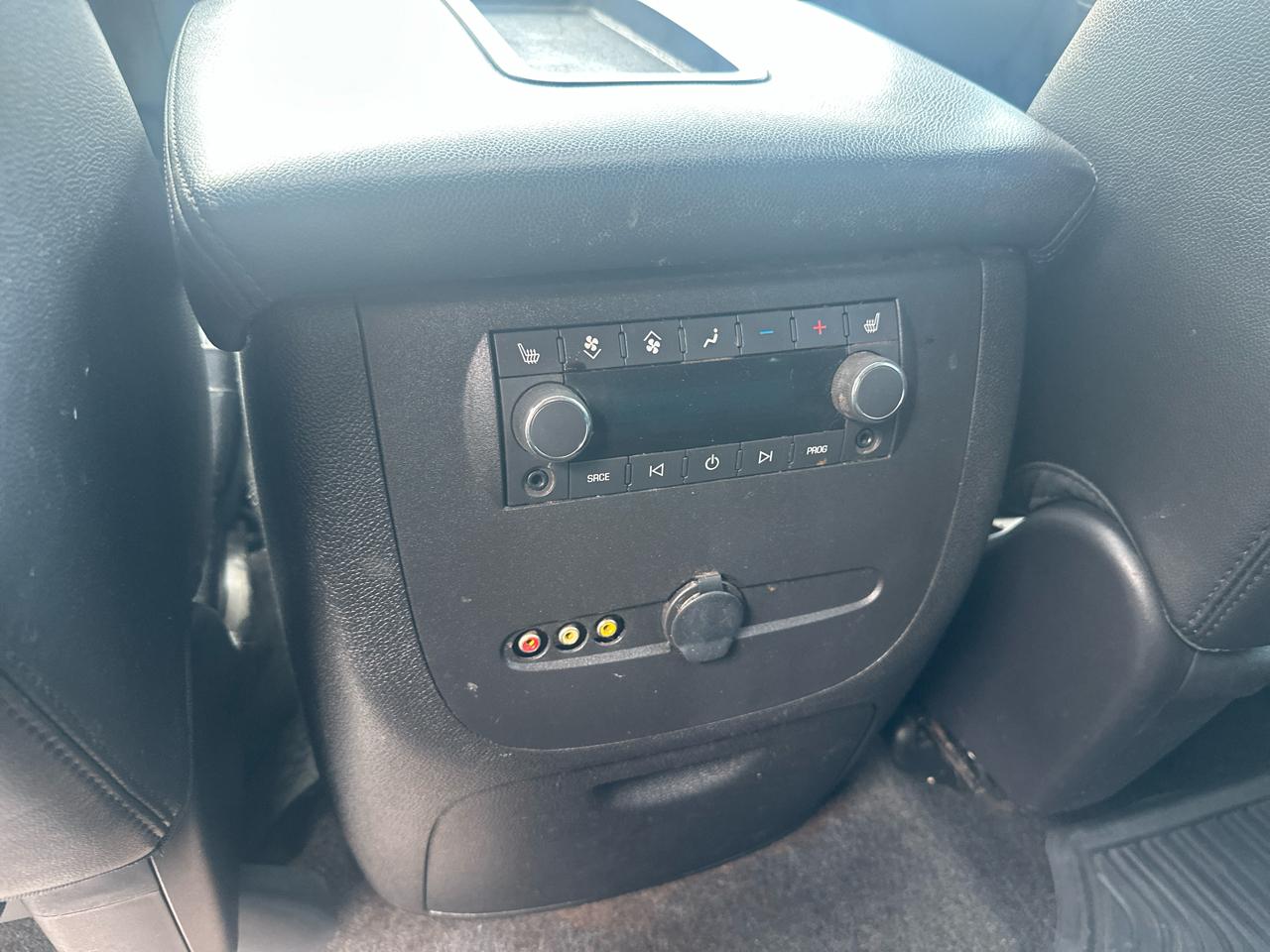 Chevrolet Tahoe 4WD 4dr 1500 LTZ 2013