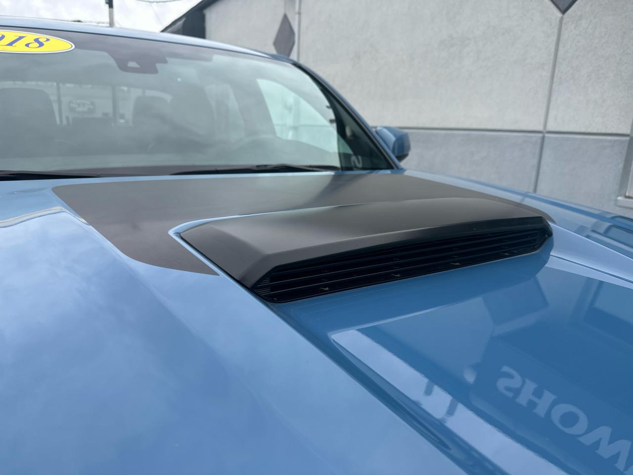 Toyota Tacoma  2018
