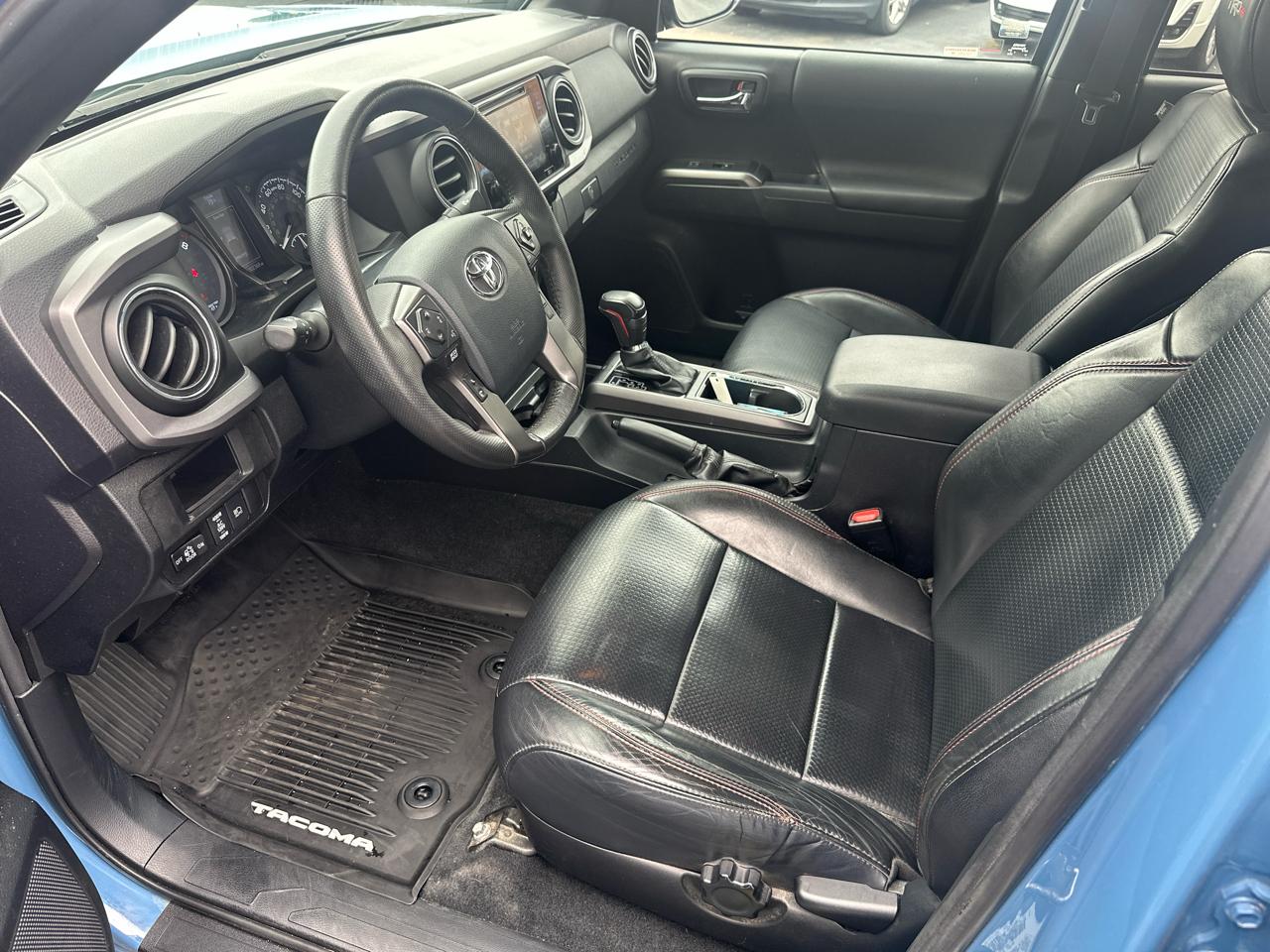 Toyota Tacoma  2018