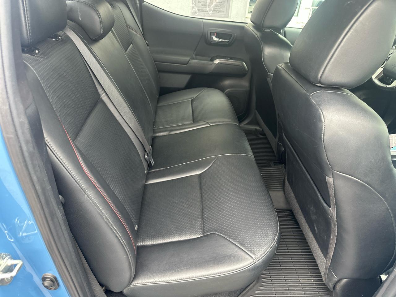 Toyota Tacoma  2018