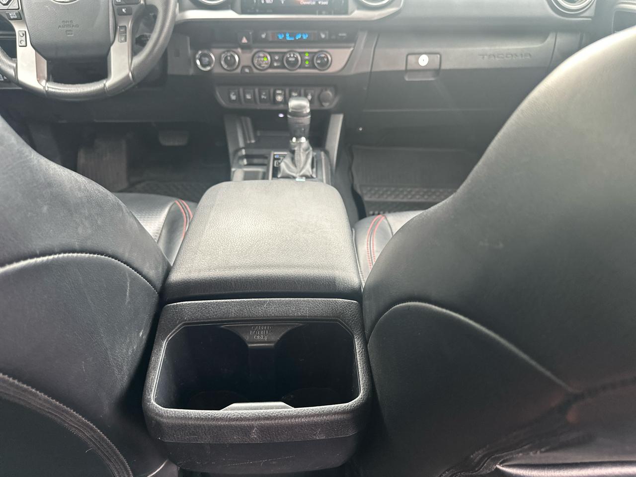 Toyota Tacoma  2018