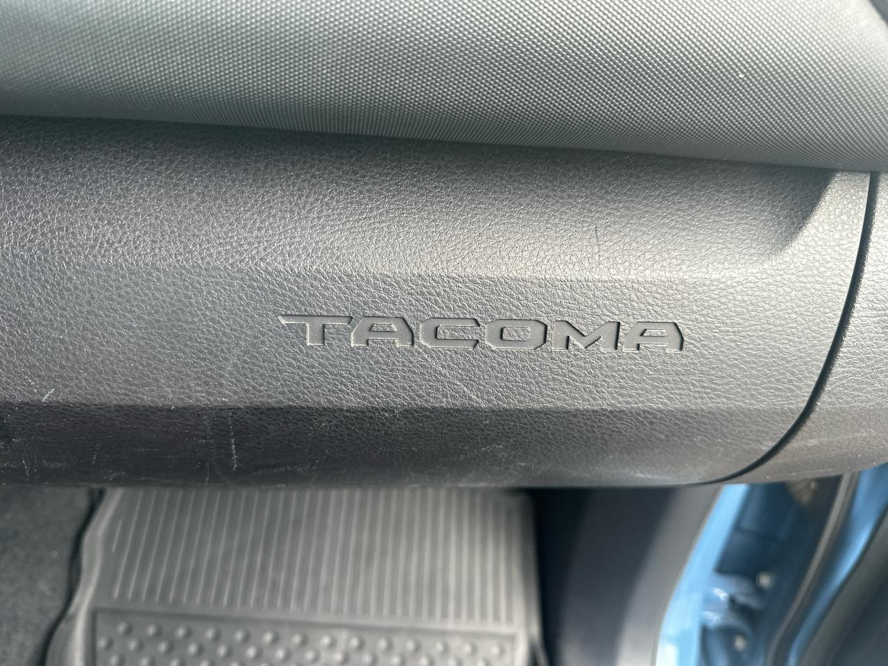 Toyota Tacoma  2018