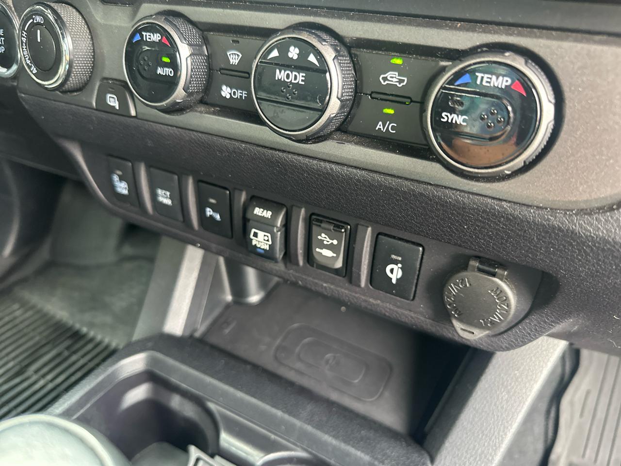 Toyota Tacoma  2018
