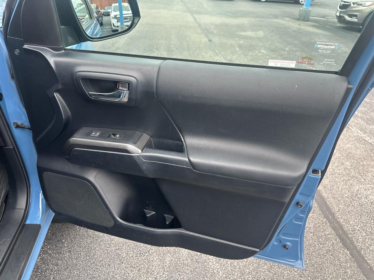 Toyota Tacoma  2018