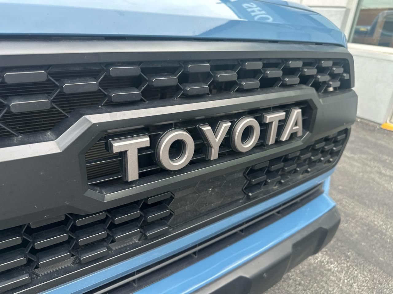 Toyota Tacoma  2018