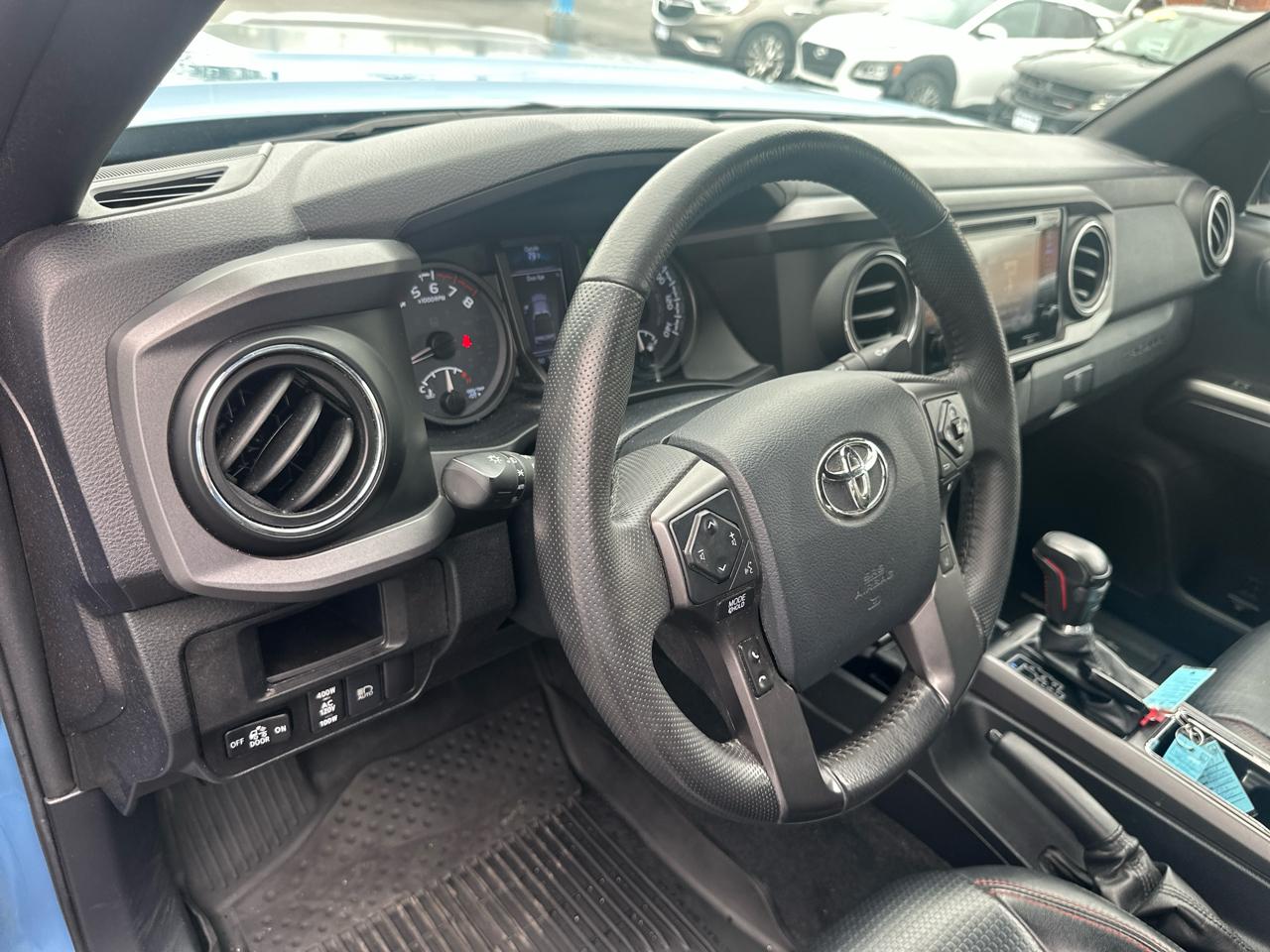 Toyota Tacoma  2018