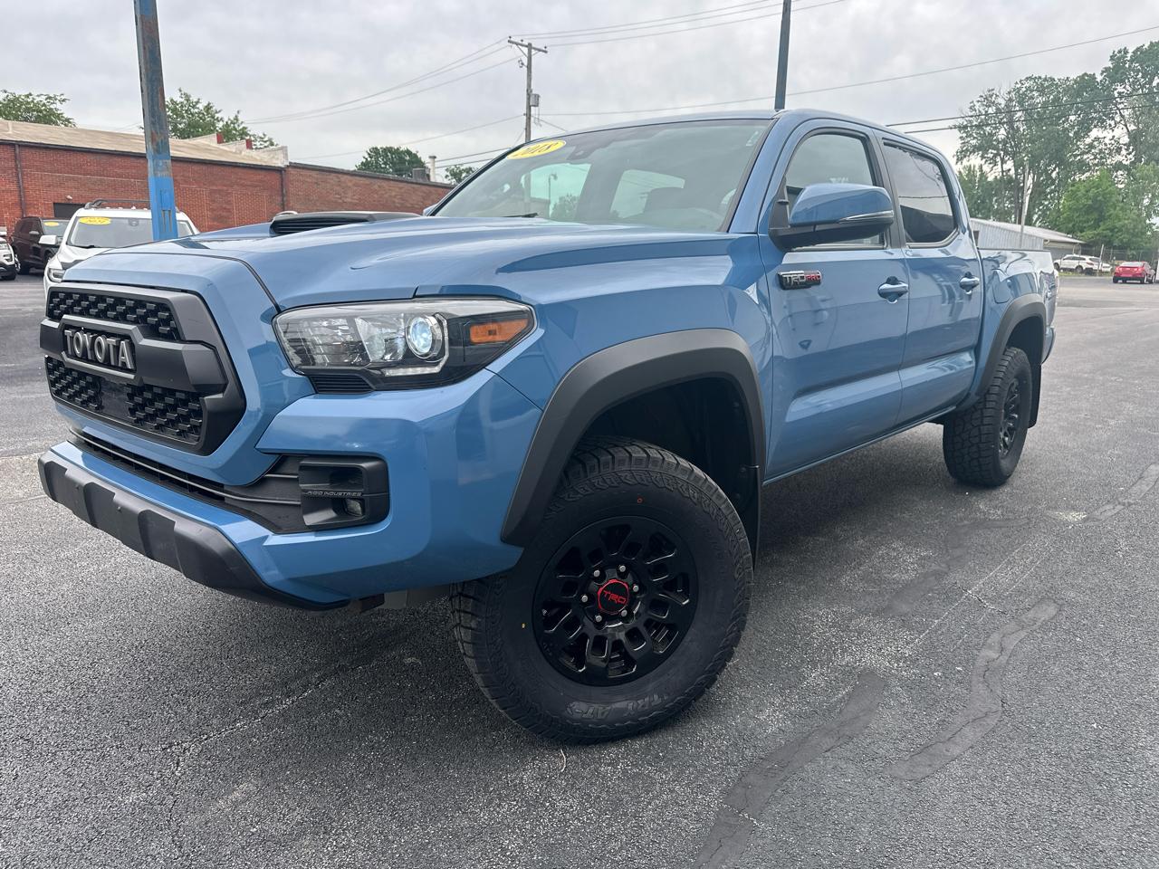 Toyota Tacoma  2018
