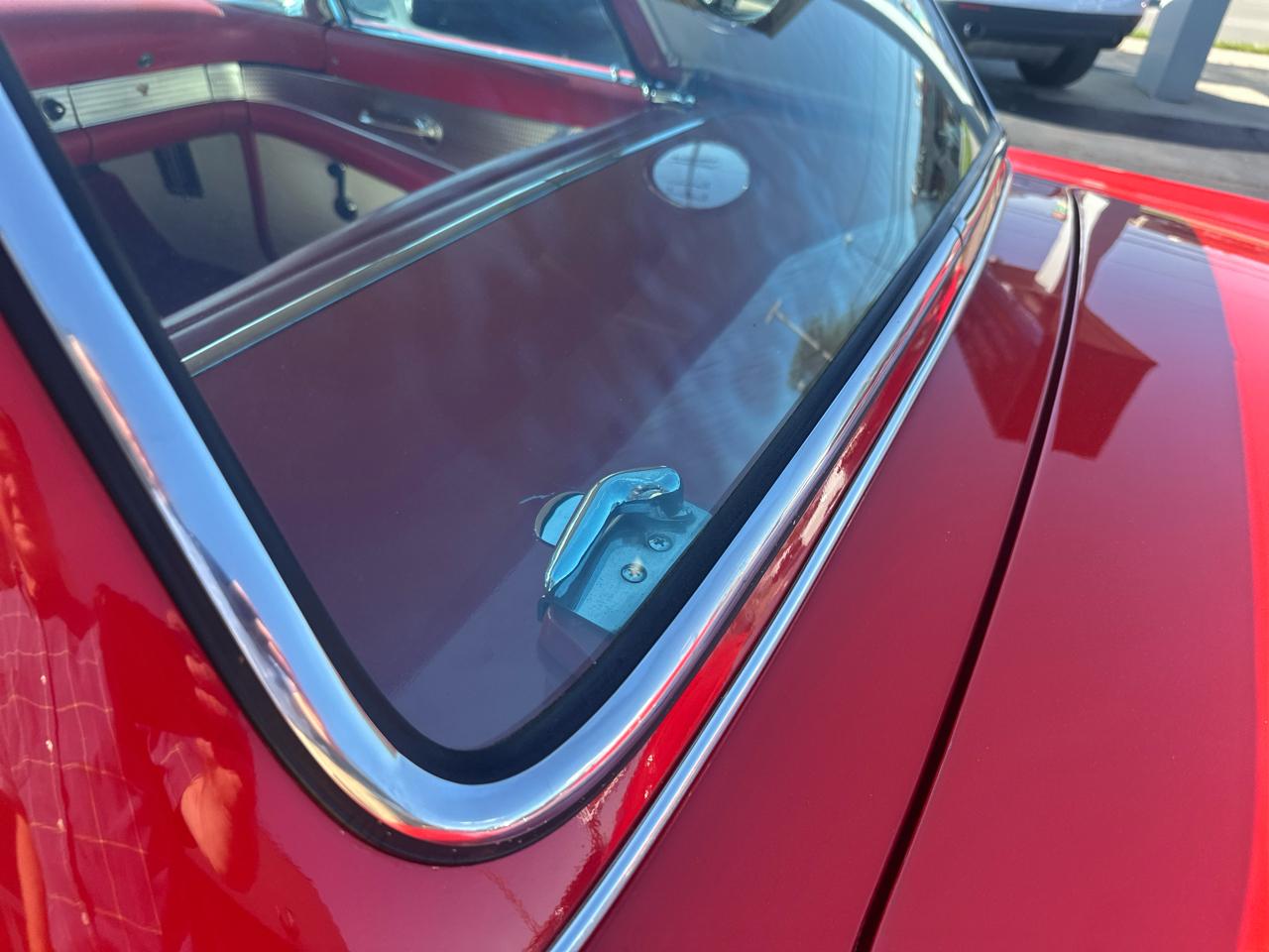 Ford Thunderbird 2dr Conv w/Hardtop Premium 1956