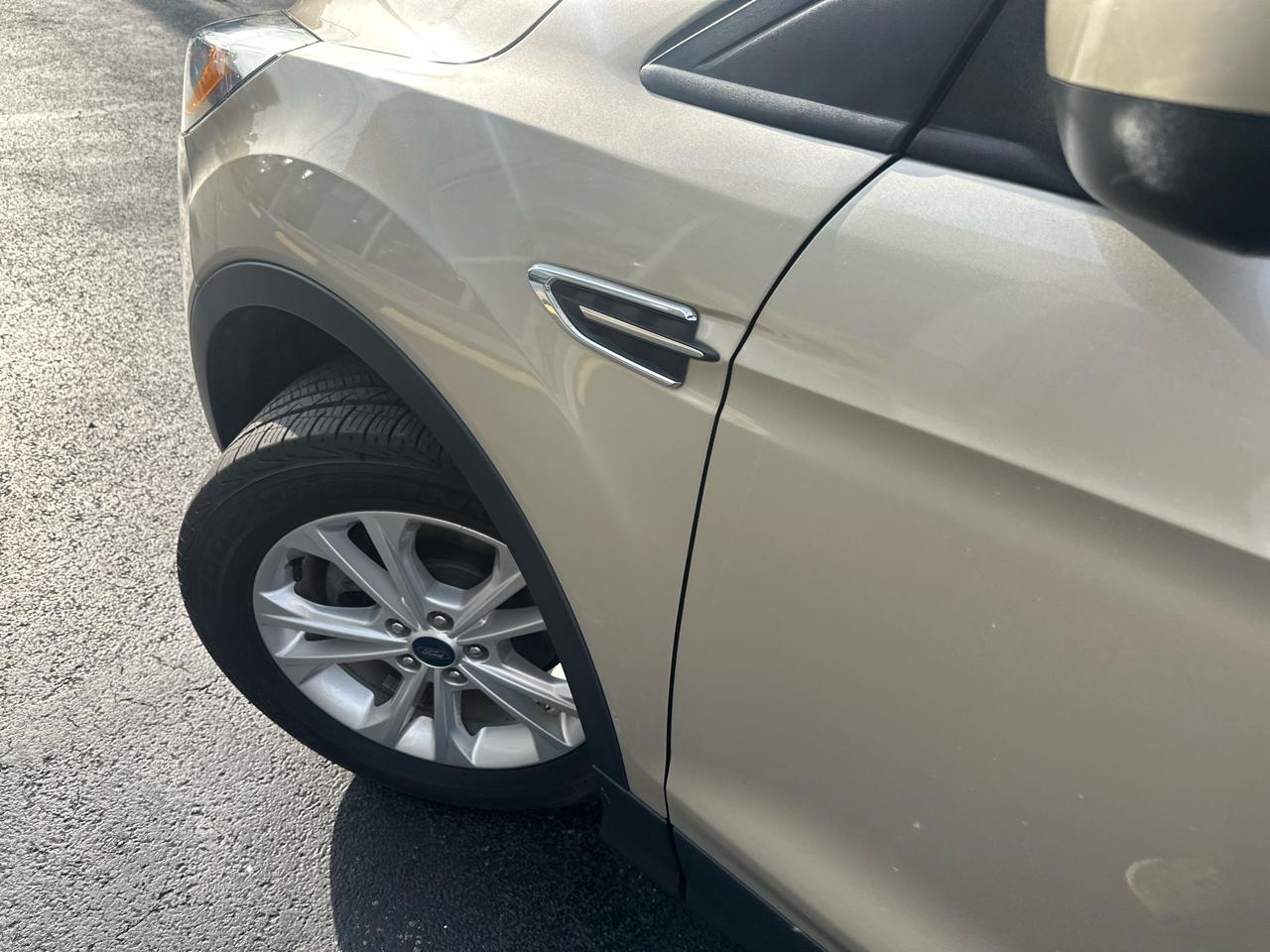 Ford Escape SE FWD 2018