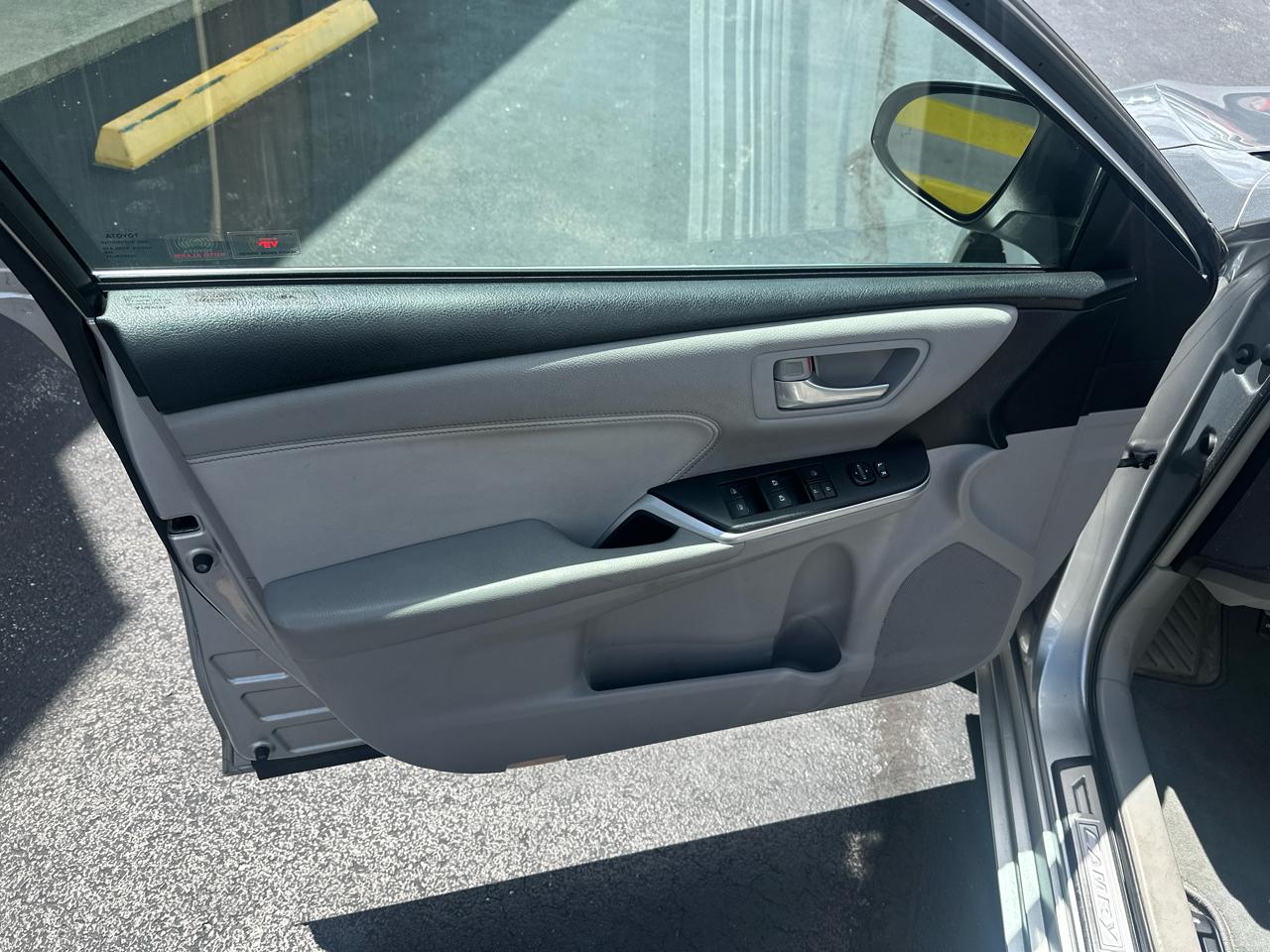 Toyota Camry 4dr Sdn V6 Auto XSE (Natl) 2015