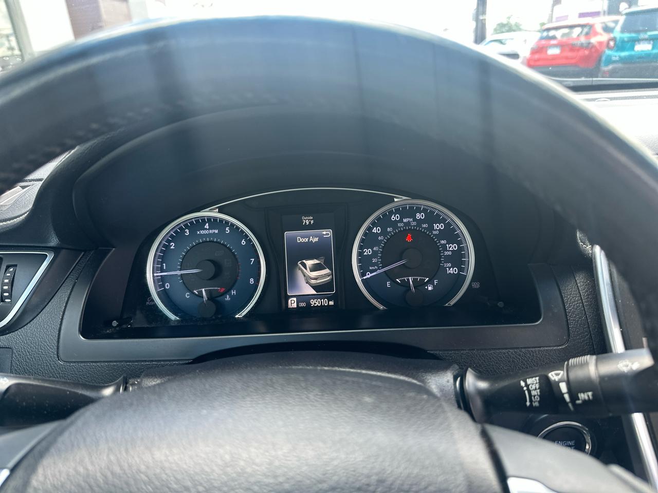 Toyota Camry 4dr Sdn V6 Auto XSE (Natl) 2015