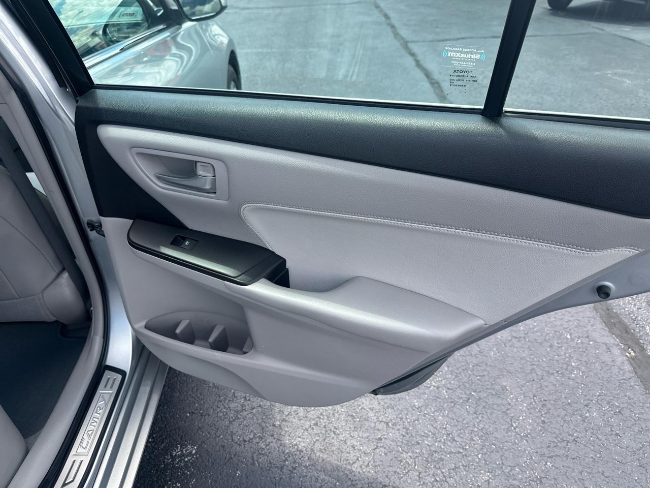 Toyota Camry 4dr Sdn V6 Auto XSE (Natl) 2015