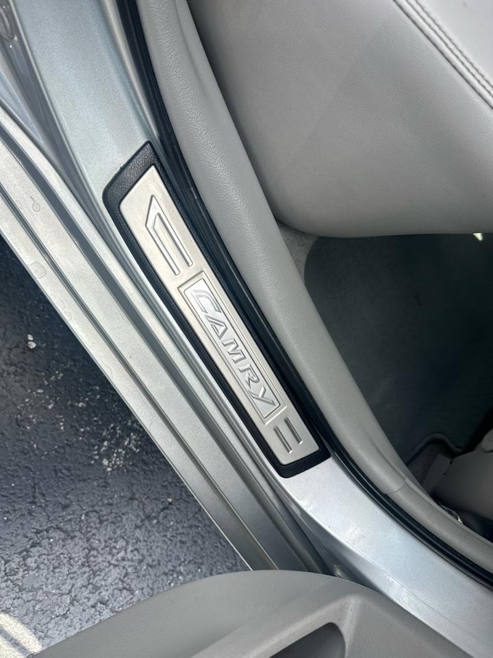 Toyota Camry 4dr Sdn V6 Auto XSE (Natl) 2015