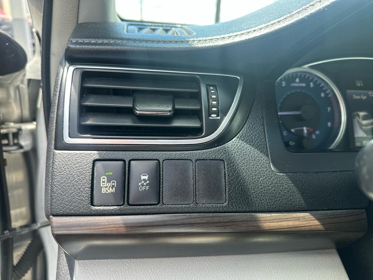 Toyota Camry 4dr Sdn V6 Auto XSE (Natl) 2015