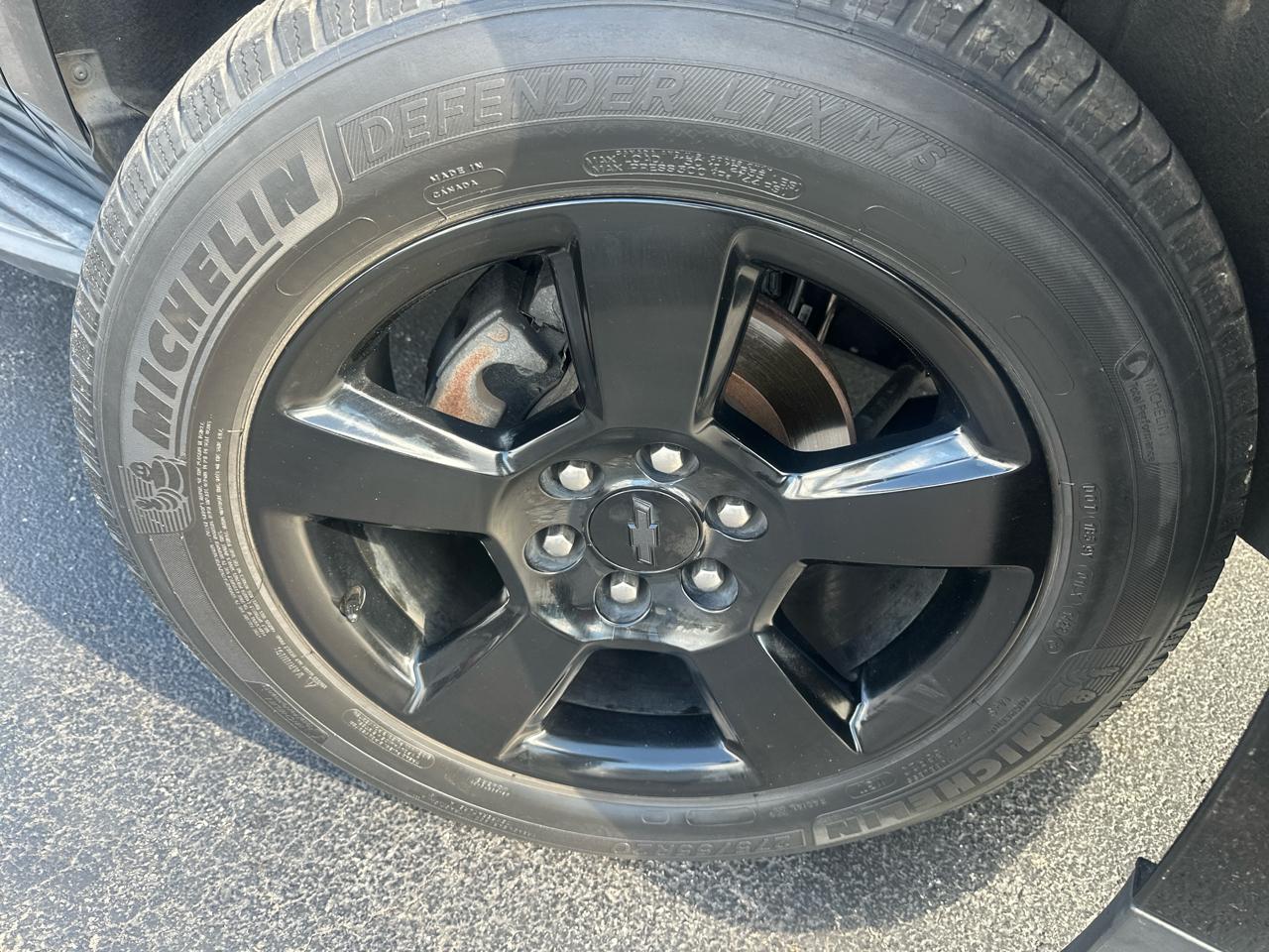 Chevrolet Tahoe 4WD 4dr LT 2019
