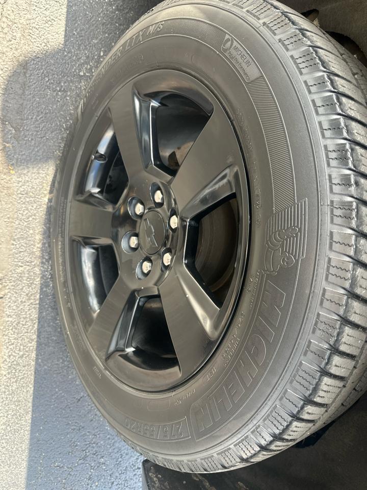 Chevrolet Tahoe 4WD 4dr LT 2019