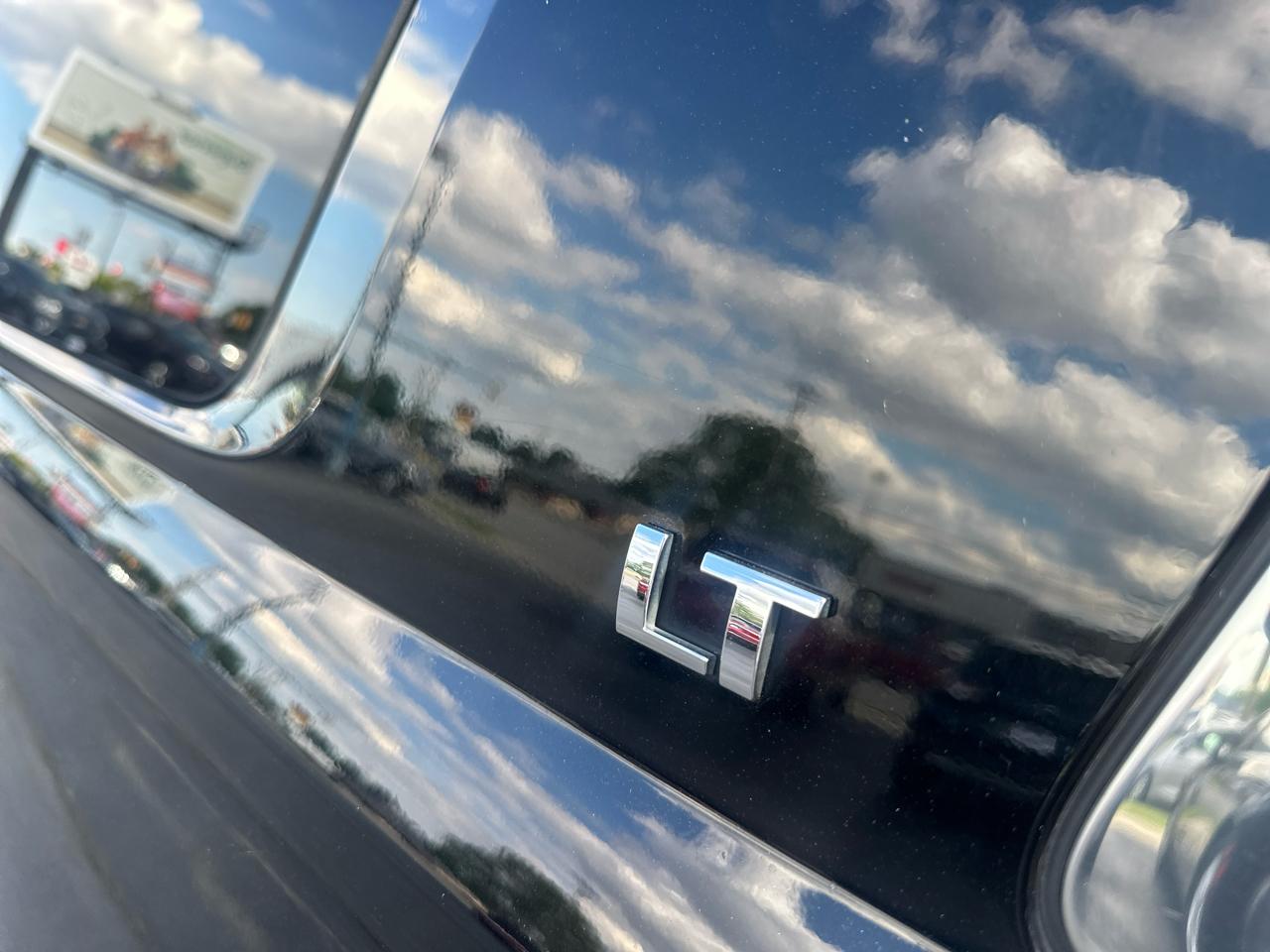 Chevrolet Tahoe 4WD 4dr LT 2019