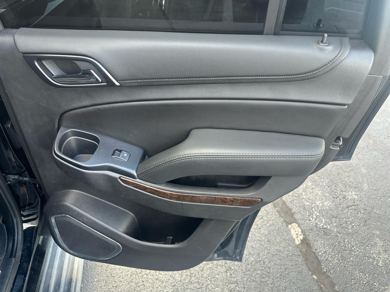 Chevrolet Tahoe 4WD 4dr LT 2019