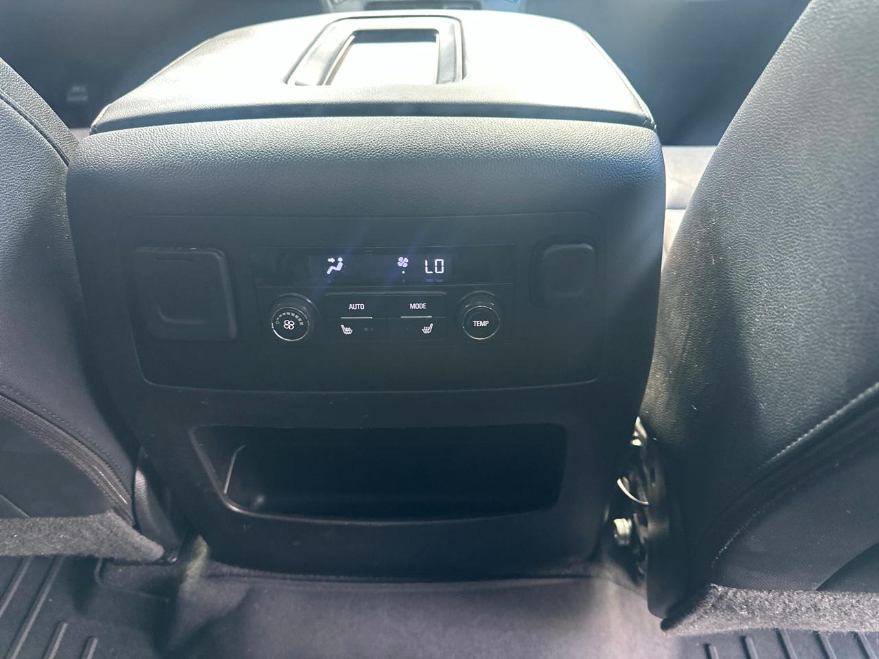 Chevrolet Tahoe 4WD 4dr LT 2019