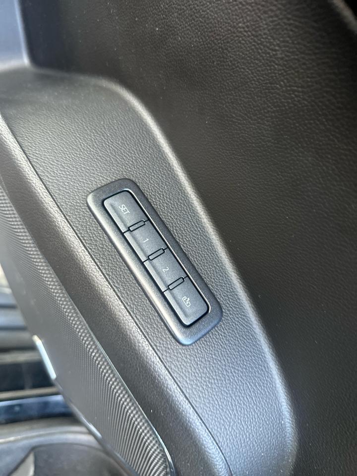 Chevrolet Tahoe 4WD 4dr LT 2019