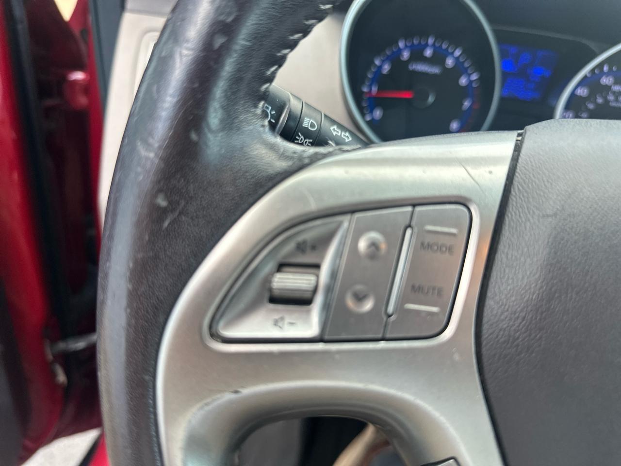 Hyundai Tucson FWD 4dr Auto GLS 2012
