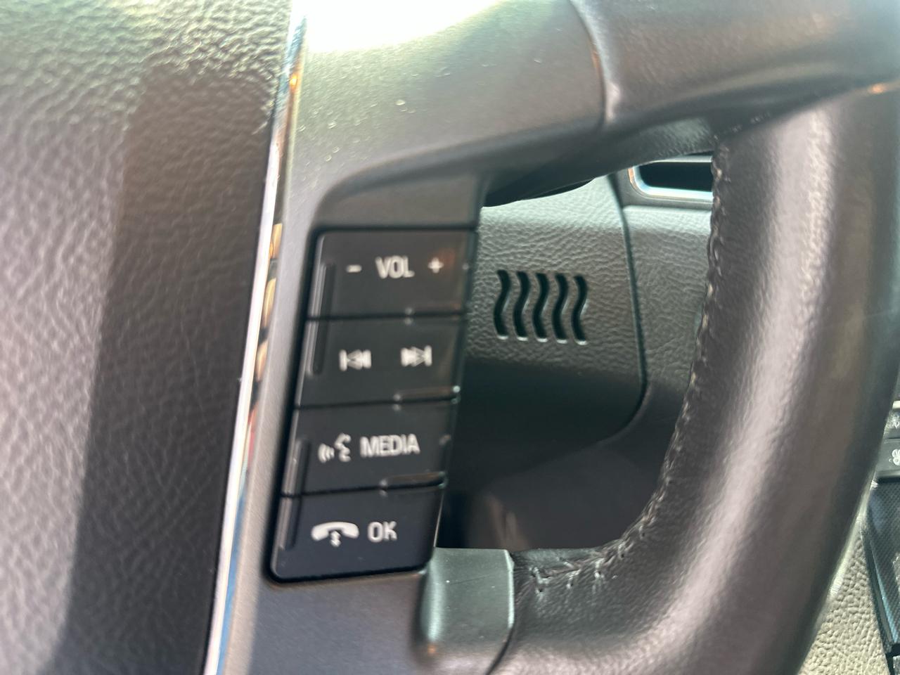 Ford Taurus 4dr Sdn SHO AWD 2010