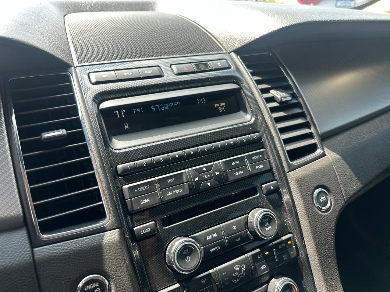Ford Taurus 4dr Sdn SHO AWD 2010