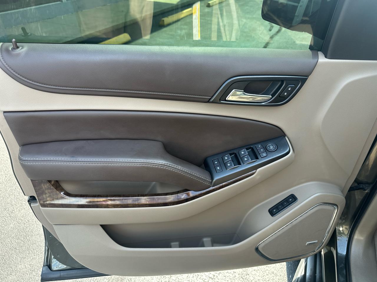 Chevrolet Tahoe 4WD 4dr LT 2019