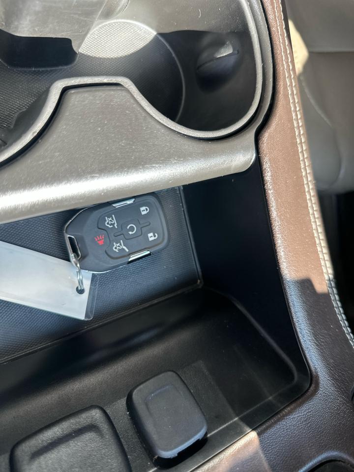 Chevrolet Tahoe 4WD 4dr LT 2019