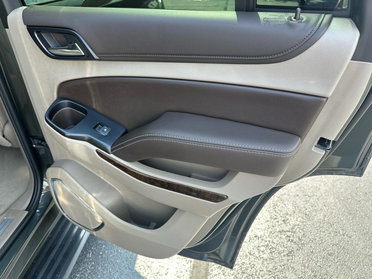 Chevrolet Tahoe 4WD 4dr LT 2019