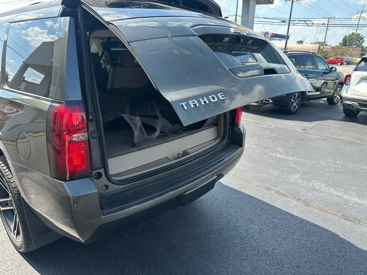 Chevrolet Tahoe 4WD 4dr LT 2019