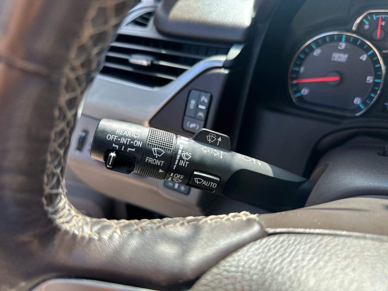 Chevrolet Tahoe 4WD 4dr LT 2019
