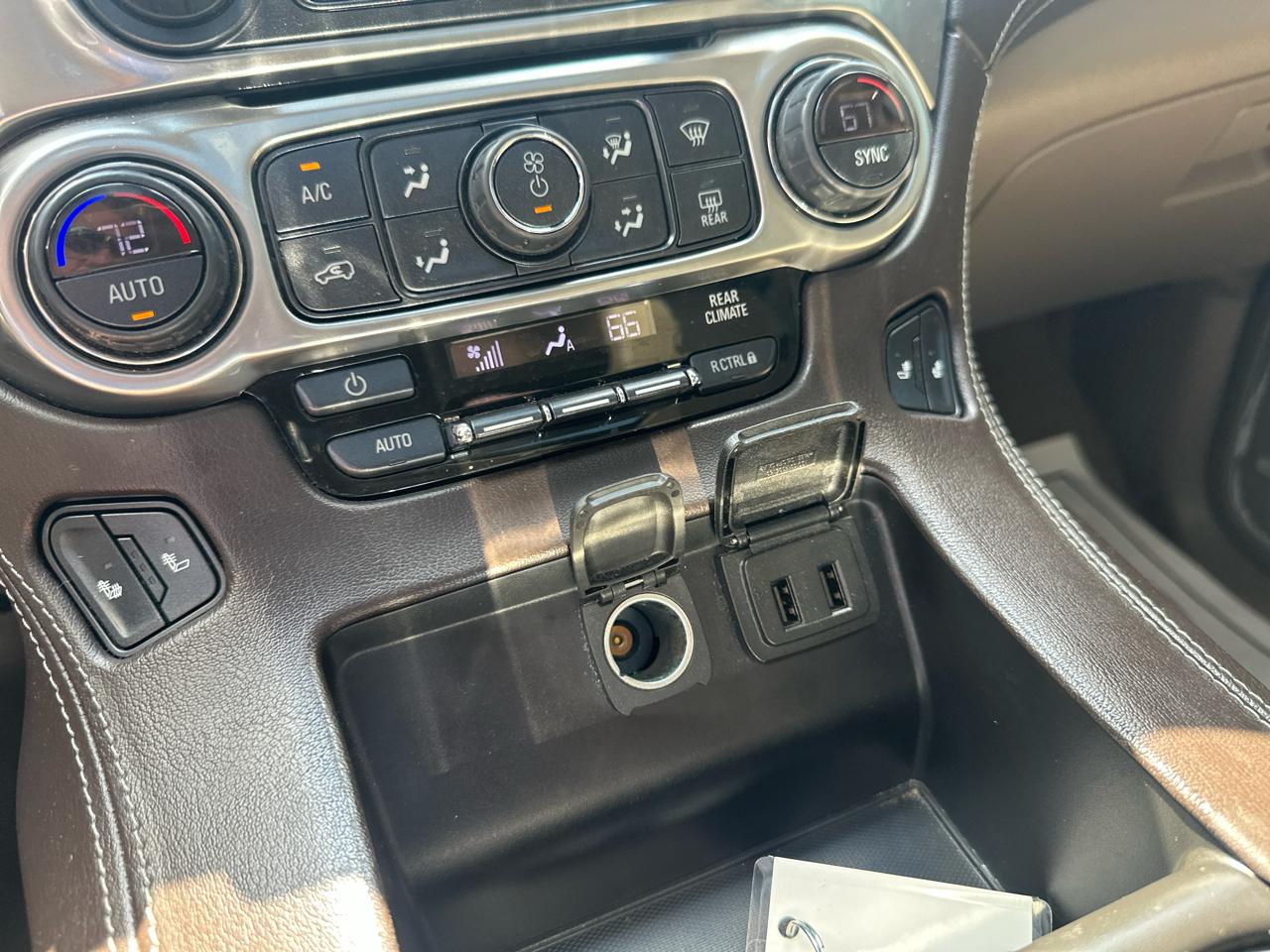 Chevrolet Tahoe 4WD 4dr LT 2019