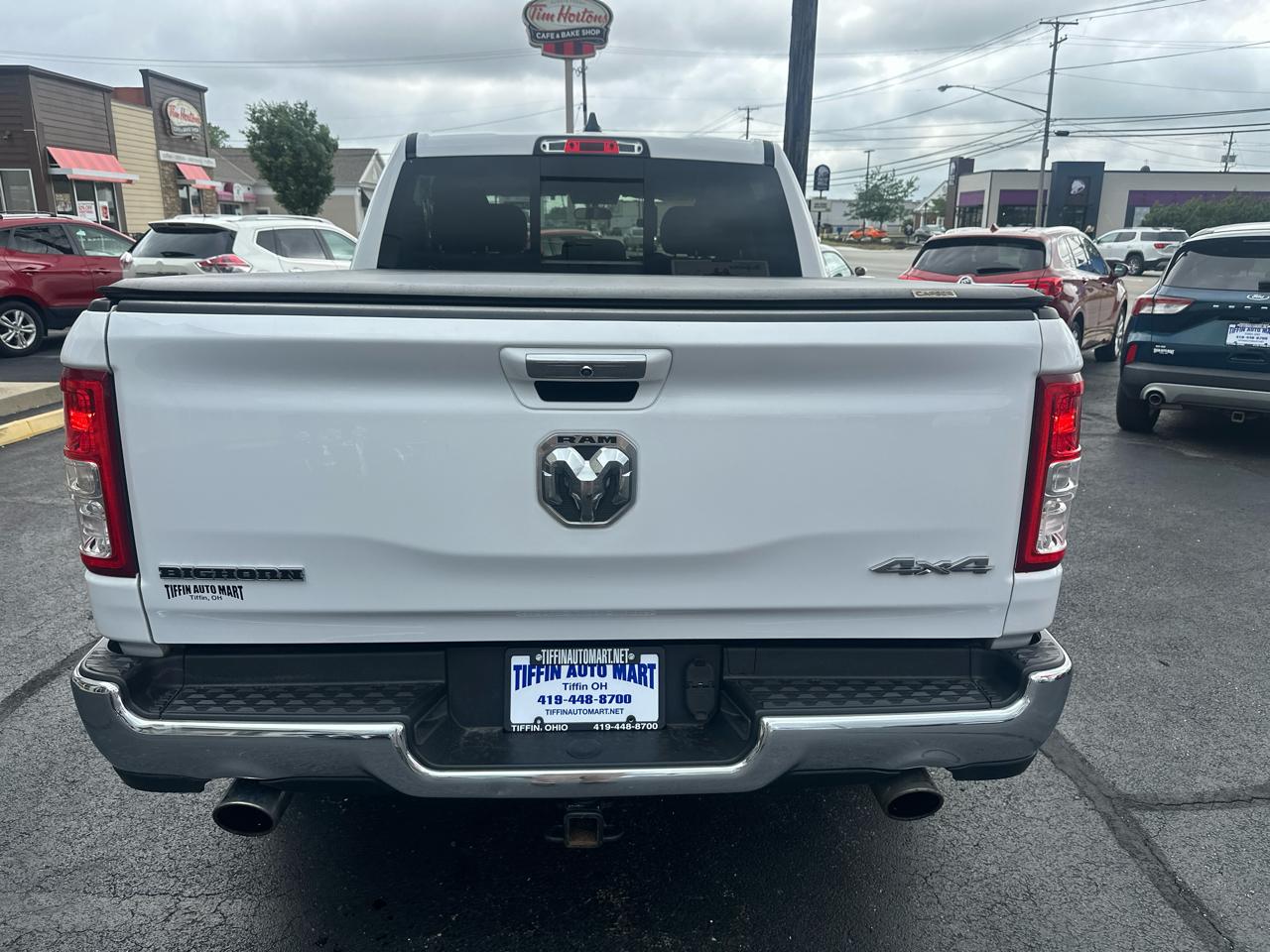RAM 1500 Big Horn 4x4 Crew Cab 5'7" Box 2020