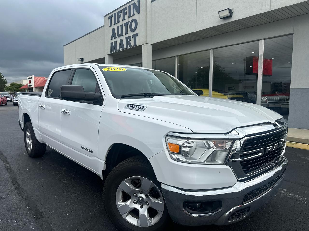 2020 RAM 1500 Big Horn 4x4 Crew Cab 5'7" Box