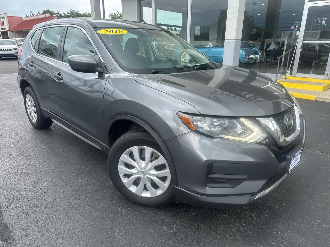 View vehicle photo 2