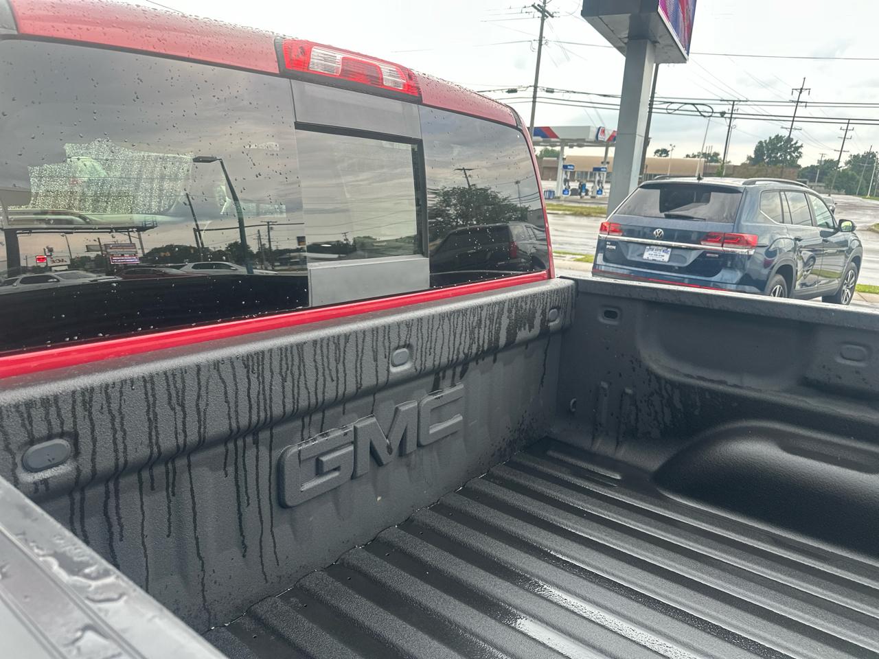 GMC Sierra 1500 4WD Crew Cab 143.5" SLT 2018