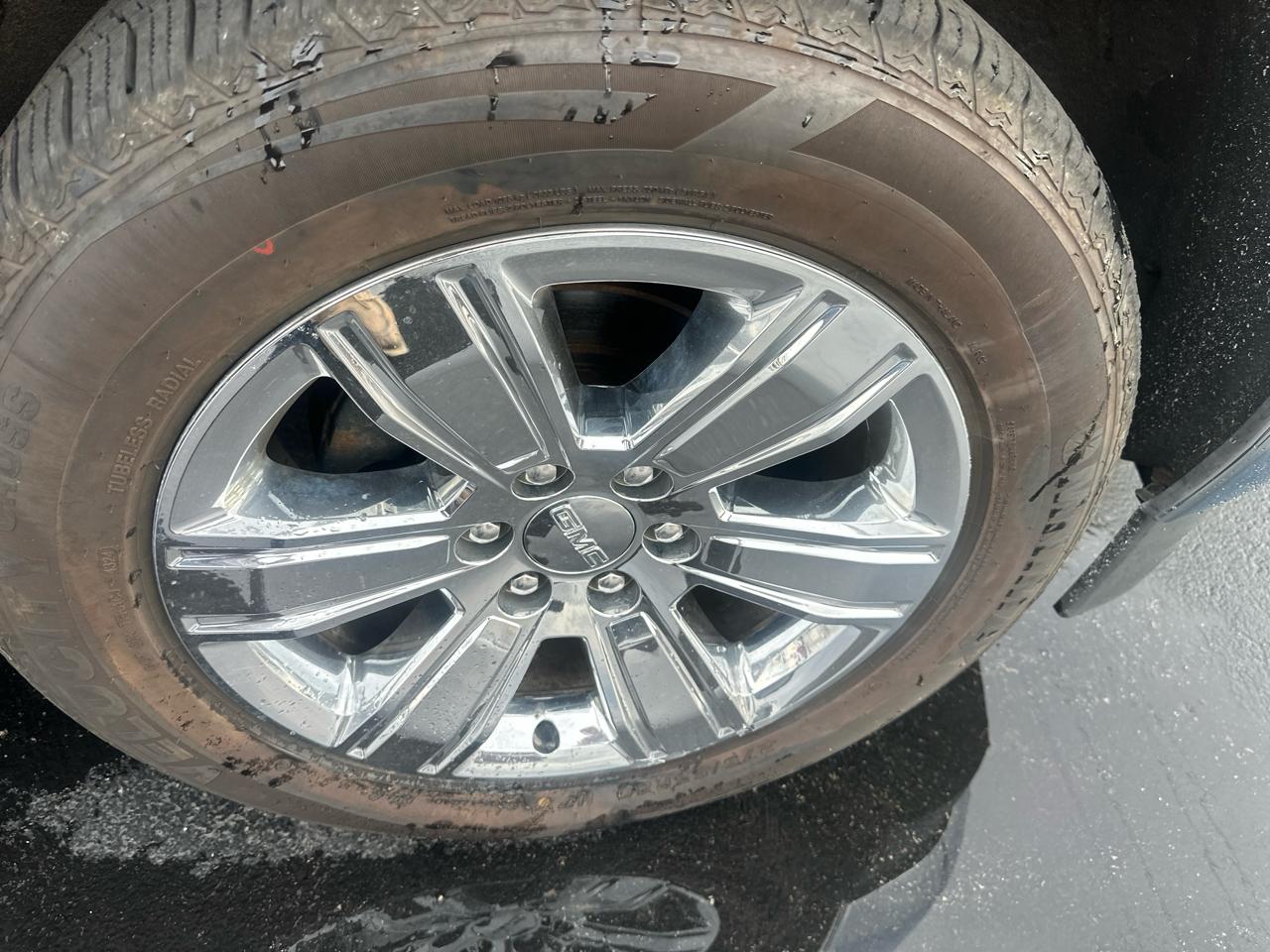 GMC Sierra 1500 4WD Crew Cab 143.5" SLT 2018