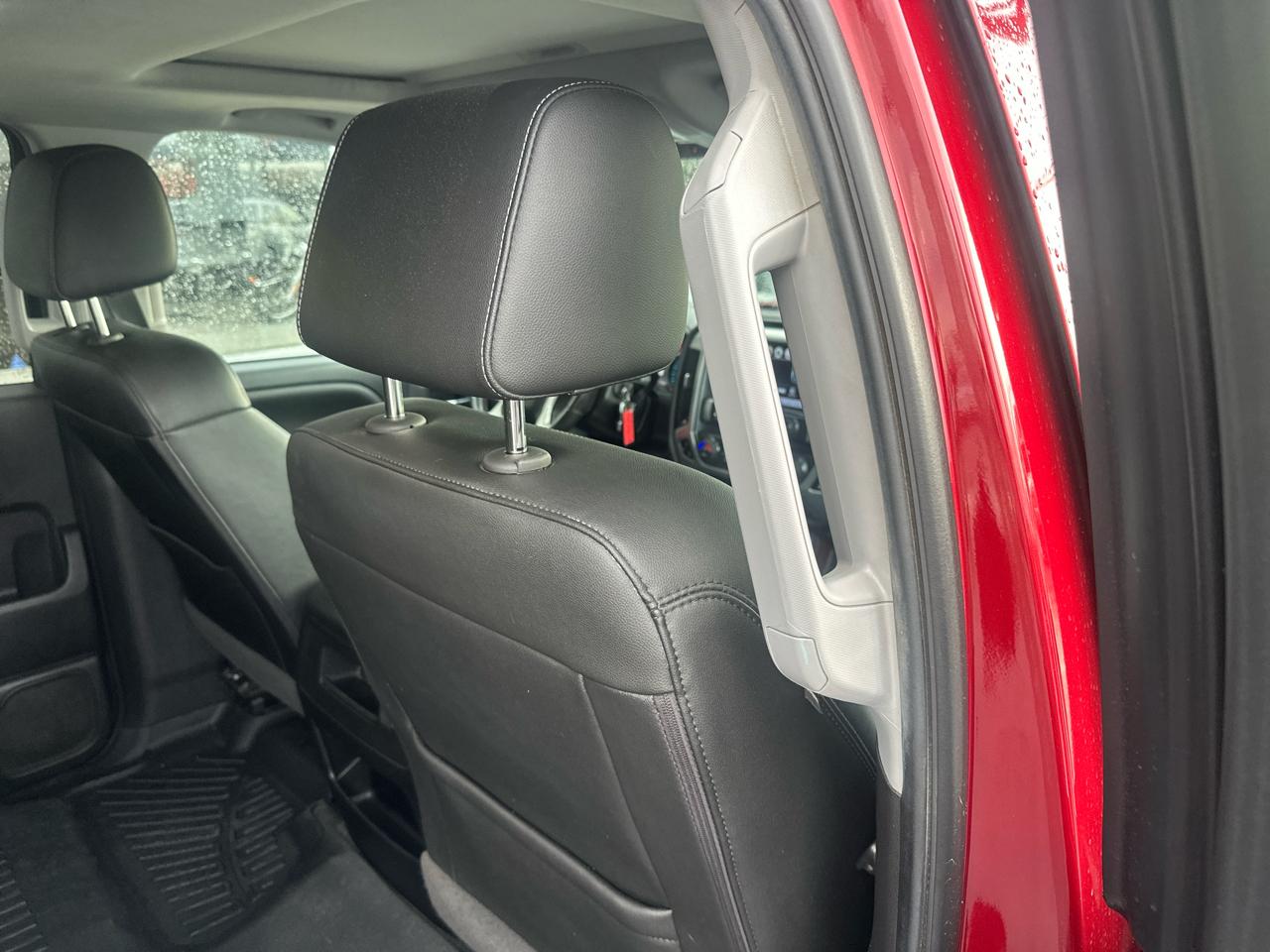 GMC Sierra 1500 4WD Crew Cab 143.5" SLT 2018