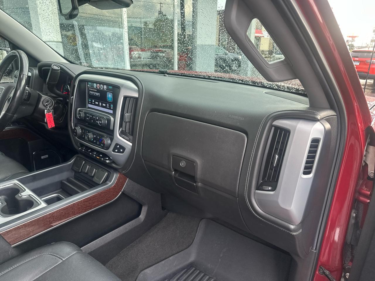 GMC Sierra 1500 4WD Crew Cab 143.5" SLT 2018