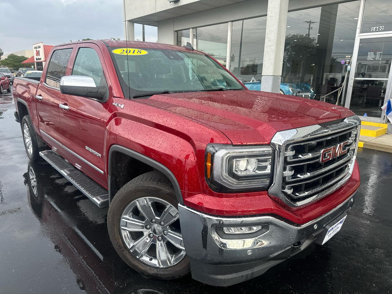 2018 GMC Sierra 1500 4WD Crew Cab 143.5" SLT