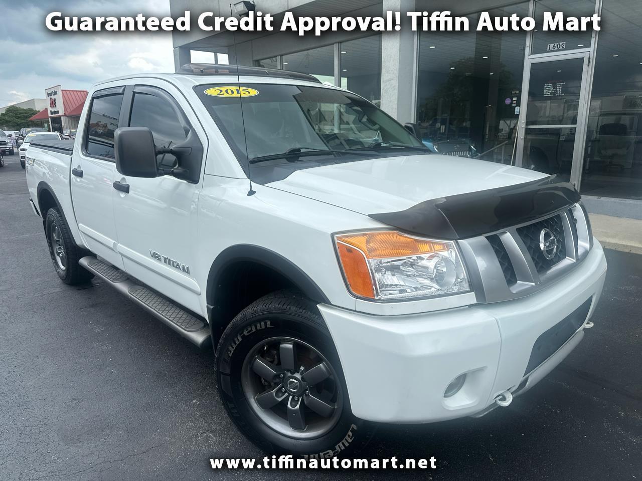 2015 Nissan Titan 4WD Crew Cab SWB SL