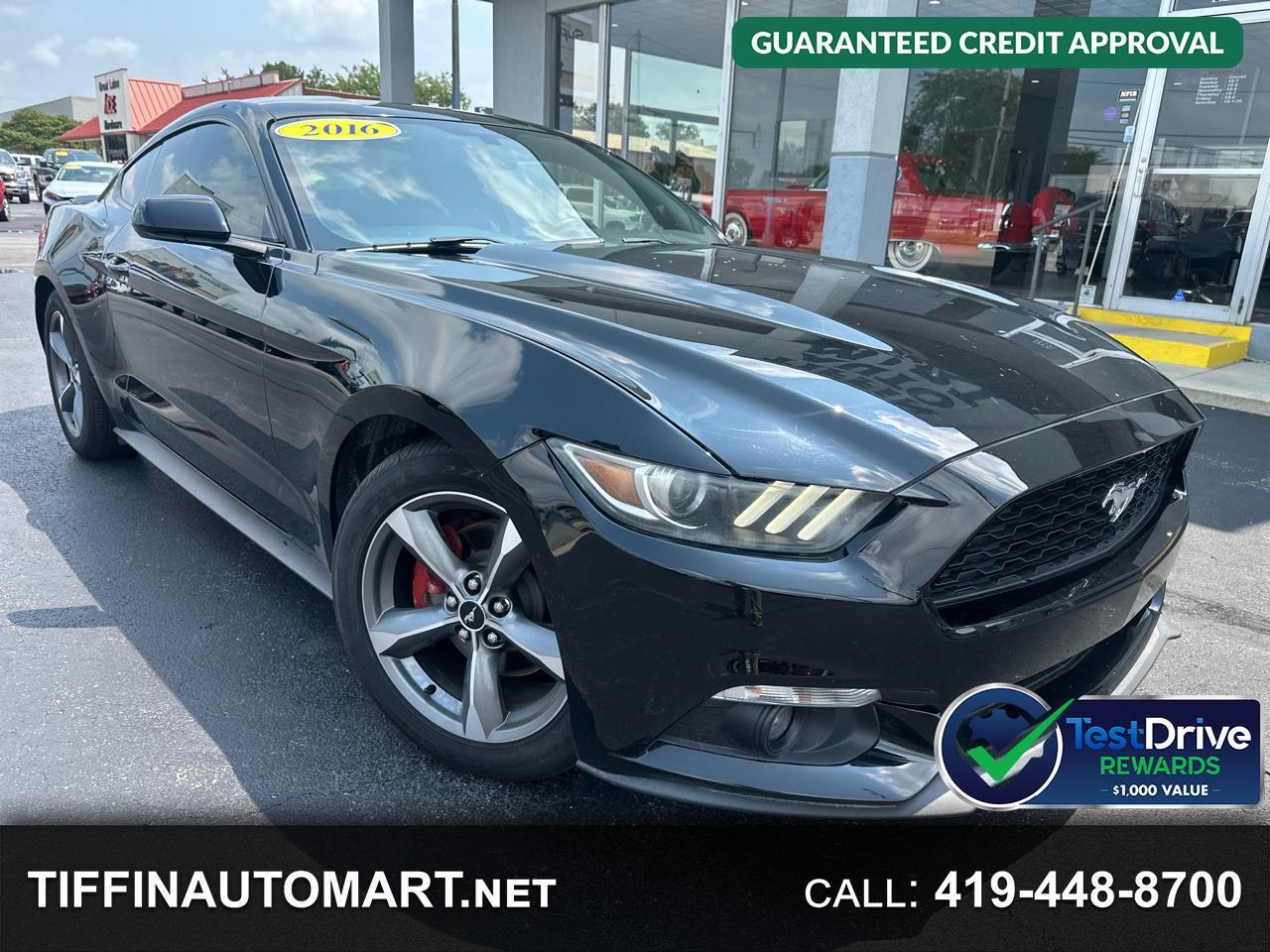 2016 Ford Mustang 2dr Fastback V6