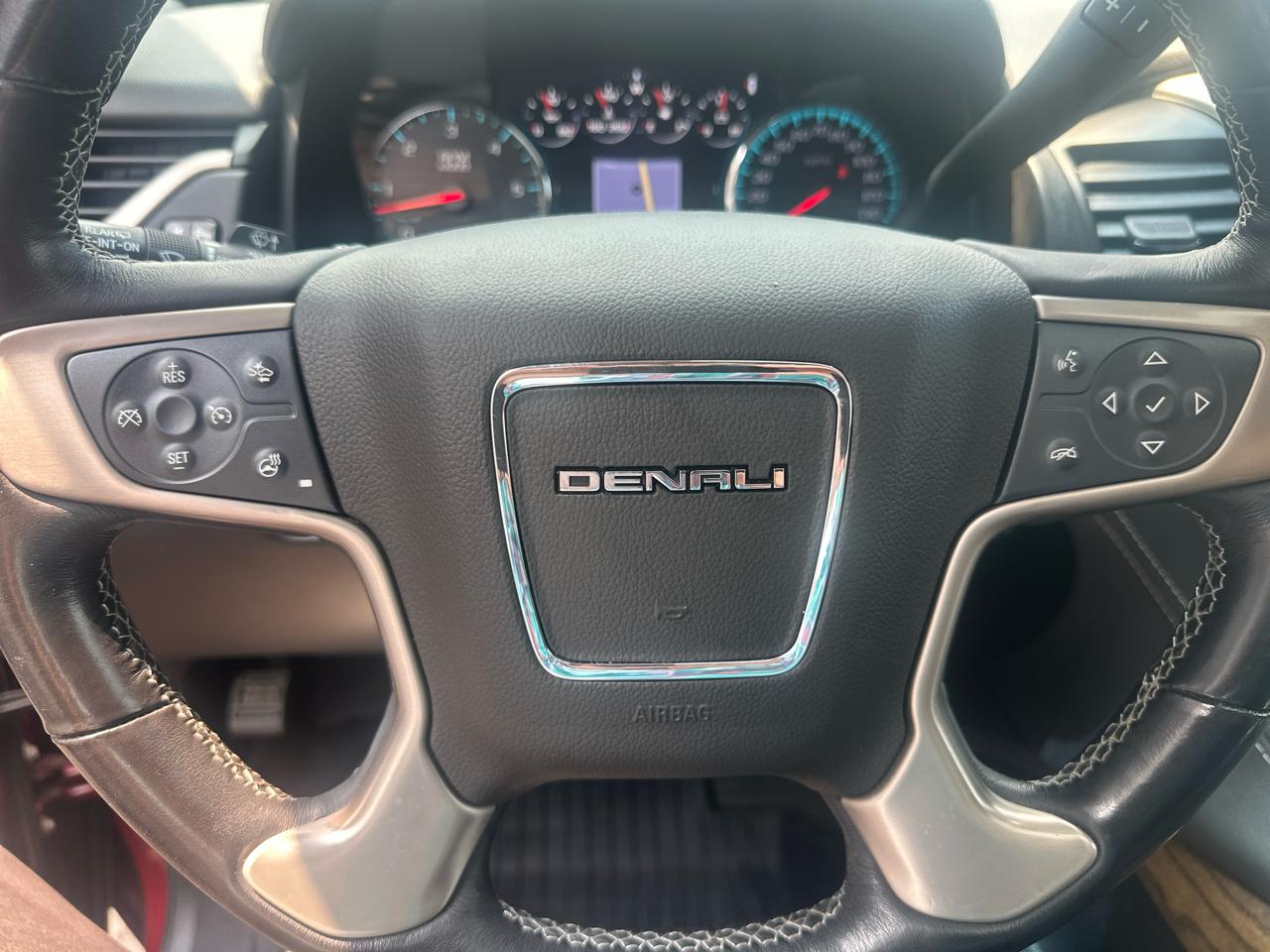 GMC Yukon 4WD 4dr Denali 2019