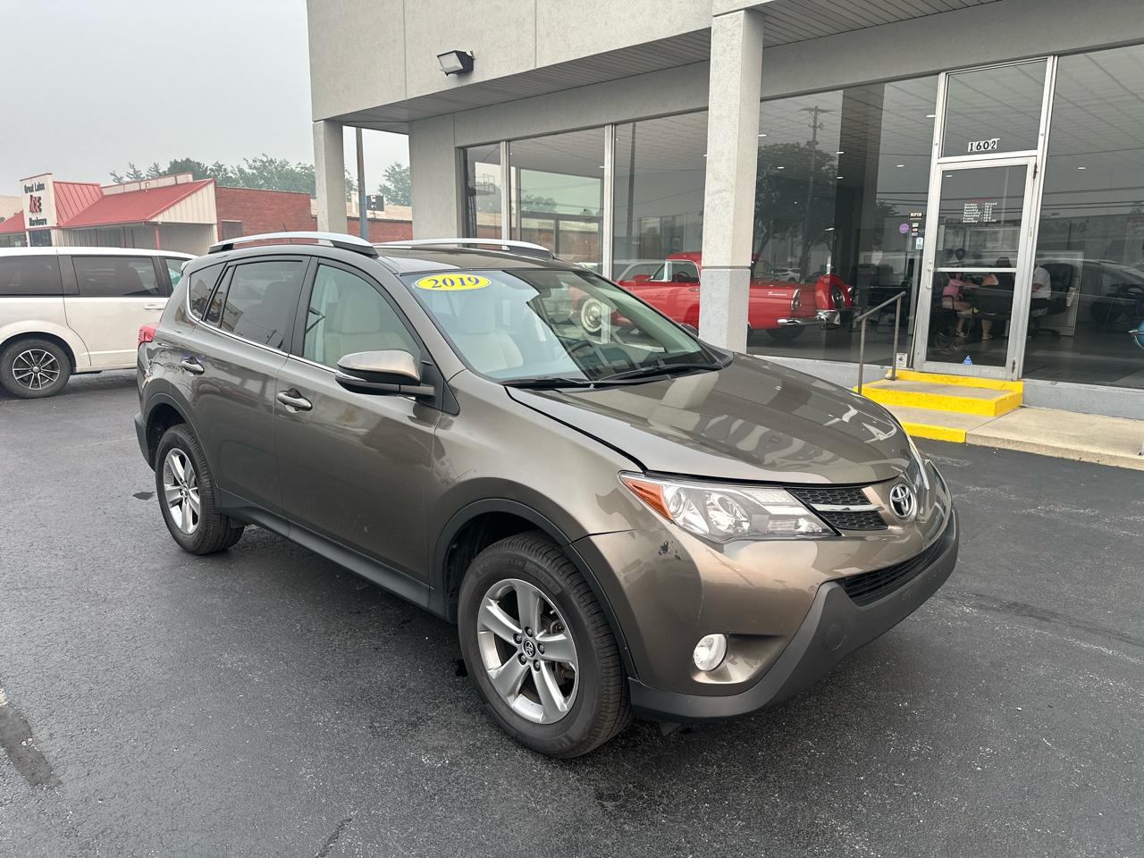 2015 Toyota RAV4 AWD 4dr XLE (Natl)