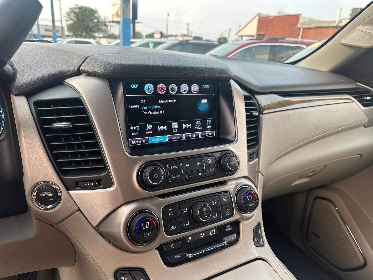 GMC Yukon XL 4WD 4dr Denali 2017